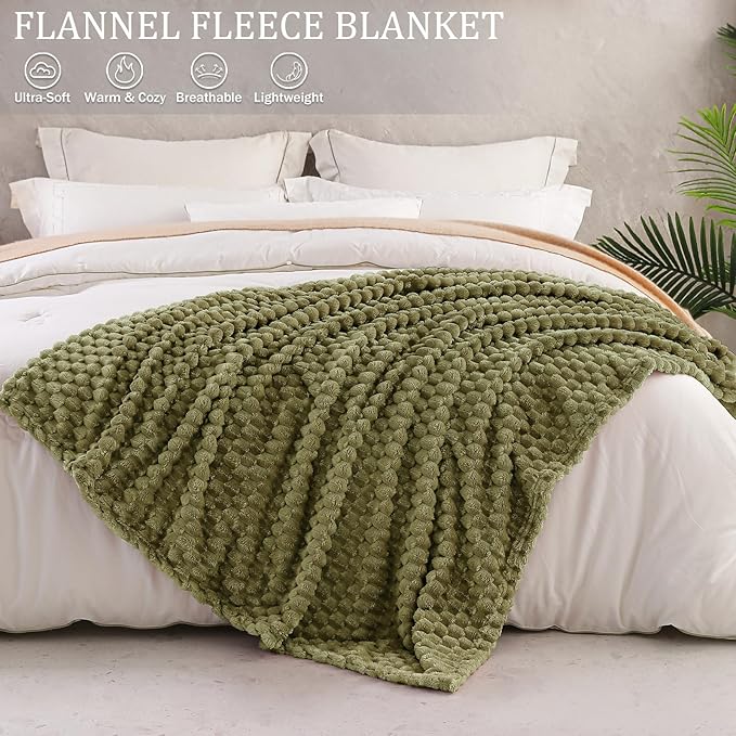 Exclusivo Mezcla Fleece Throw Blanket for Couch, Extra Large Fuzzy Olive Green Bed Blankets, Soft Cozy Plush Sofa Throws for All Seasons, 50x70 Inches