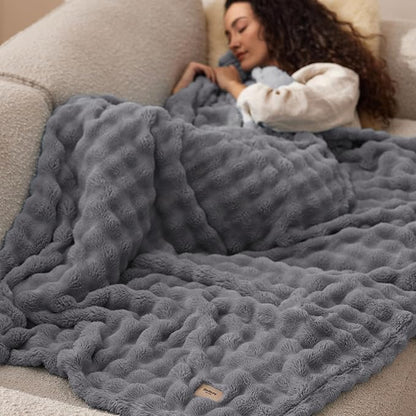 Bedsure 3D Fleece Bubble Blanket for Couch - GentleSoft Grey Throw Blanket for Sofa Bed Room Decor - Luxury Soft Cozy Gifts for Kids, Lightweight, All Seasons, Grey, 50"×60"