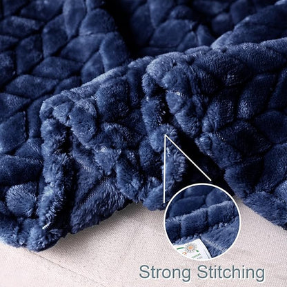 Exclusivo Mezcla Fleece Throw Blanket for Couch and Bed, 50x70 Inches Soft Cozy Jacquard Flannel Blankets, Lightweight Fuzzy Plush Warm Throws for Women, Navy Blue