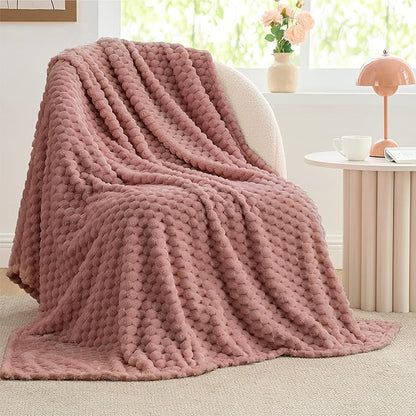 BEDELITE Fleece Twin Blanket for Couch & Bed - 3D Jacquard Decorative Dusty Pink Blankets, Super Soft and Cozy Warm Fuzzy Blanket All Seasons Suitable, 50x60Inches