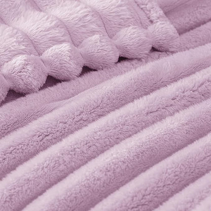Exclusivo Mezcla Fleece Throw Blanket for Couch, Super Soft Striped Jacquard Bed Blanket, Lightweight Fuzzy Cozy for All Seasons, 50x60 Inches, Lilac Purple