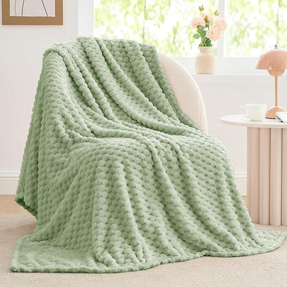 BEDELITE Fleece Blanket - 3D Jacquard Decorative Sage Green Twin Blankets for Couch & Bed, Soft and Cozy Warm Plush Fluffy Blanket All Seasons Suitable, 60x80Inches