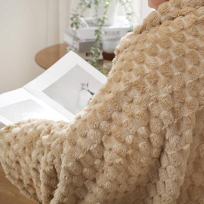 Puncuntex Beige Throw Blanket 108"×90" inches Fuzzy 3D Jacquard Decorative Flannel Fleece Super Soft Plush Cozy Blanket for Couch Sofa Chair Lightweight