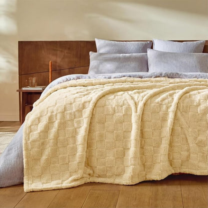 Bedsure GentleSoft King Size Blanket for Bed - Super Soft Cozy Blankets for Kids Girls, Large Fuzzy Fleece Throw for Bedroom Decor, Light Yellow, 108x90 Inches