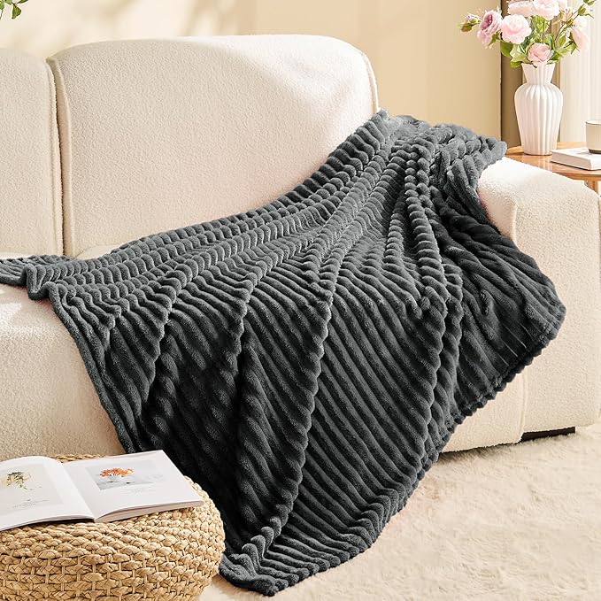 BEDELITE Fleece Blanket Twin Size – 3D Ribbed Jacquard Soft and Warm Decorative Fuzzy Blankets – Cozy, Fluffy, Plush Lightweight Throw Blankets for Couch, Bed, Sofa(Charcoal Grey, 60x80 inches)