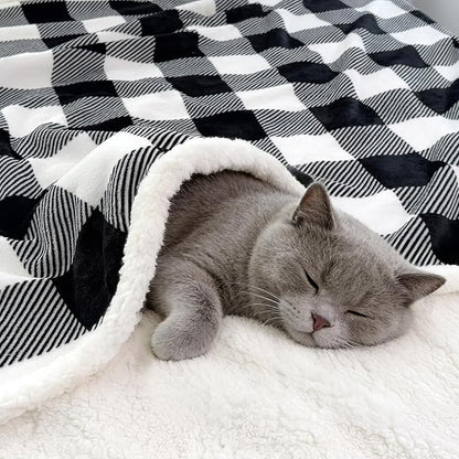 PU MEI Sherpa Fleece Throw Blanket 60" x 80" Reversible Plush Fluffy Large Big Blanket Lattice Flannel Blankets for All Season Use, Black and White