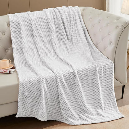 Exclusivo Mezcla Fleece Bed Blanket King Size, Super Soft and Warm Blankets for Couch, Sofa and Bed Waffle Textured, Cozy, Fuzzy and Lightweight (Heather Light Grey, 90x104 Inches)