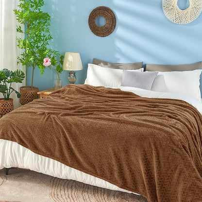 inhand Chocolate Brown Fleece Throw Blanket for Couch, Super Soft Flannel Blanket, Lightweight Fuzzy Blankets Sofa Bed Office, Washable Cozy Plush Fleece Blankets&Throw for All Season(50x60 Inches)