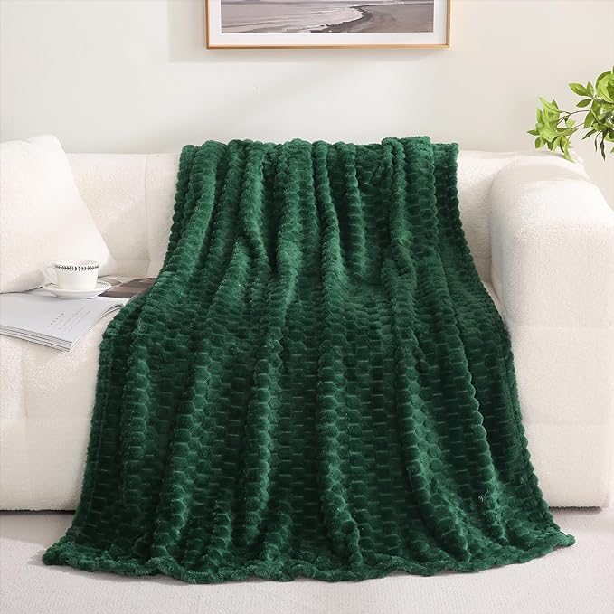 Dark Hunter Green Throw Blanket 50"×60" inches Fuzzy 3D Jacquard Decorative Flannel Fleece Super Soft Plush Cozy Blanket for Couch Sofa Chair Lightweight