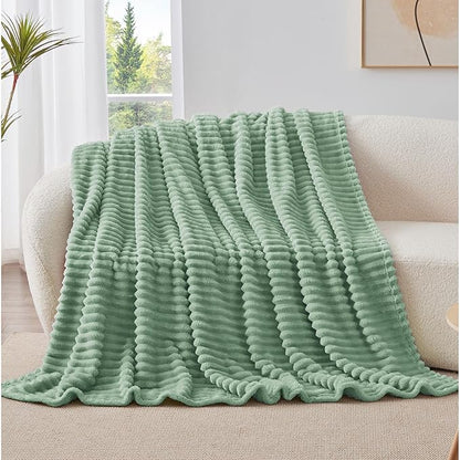 BEDELITE Twin Blanket for Couch & Bed, 300GSM Soft & Warm Fleece Blanket, Decorative and Giftable Striped Green Blankets for Women, Men, 60"x80"