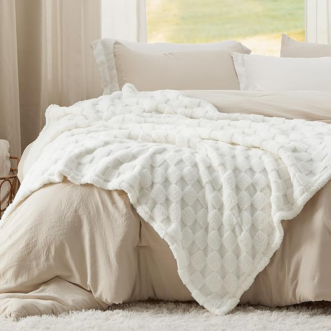 Bedsure GentleSoft White Throw Blanket for Couch - Super Soft Cozy Blankets Gifts for Kids Girls, Cute Small Fleece Throws for Bedroom Home Decor, 50x70 Inches