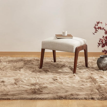 Ashler faux fur rug, Fluffy Shaggy Area Rug Ultra Soft 3 x 5 Feet Rectangle Fur Rug Beige Fuzzy Rug Machine Washable Shag Rug, Nursery Decor Throw Rugs for Bedroom, kids room, Living Room
