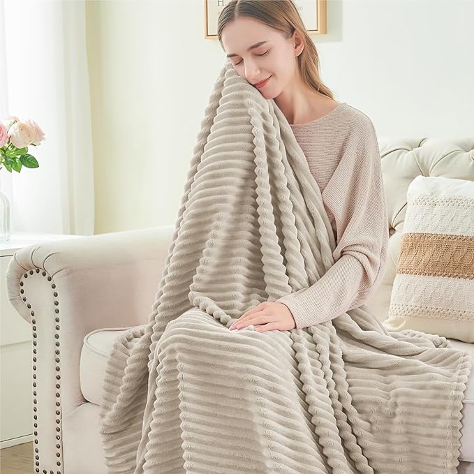 BEDELITE Fleece Throw Blanket for Couch – 3D Ribbed Jacquard Soft and Warm Decorative Fuzzy Blanket – Cozy, Fluffy, Plush Lightweight Linen Throw Blankets for Bed, Sofa, 50x60 inches