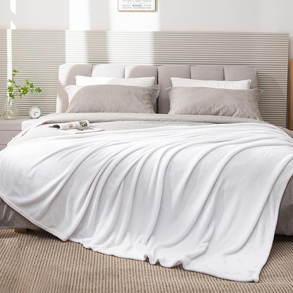 BEDELITE Fleece Blanket King Size Blankets for Bed, Luxury Plush Cozy Fuzzy Blanket 108x90 inches, Super Soft Warm Lightweight Throw Blanket All Seasons Suitable, White