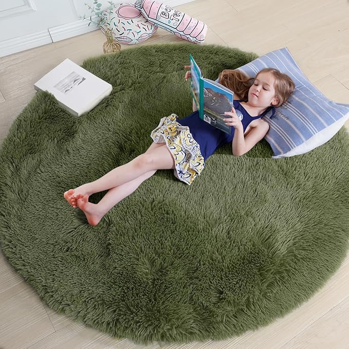 Amdrebio Olive Green Round Rug 5Ft for Living Room Bedroom, Fluffy Shaggy Modern Circle Area Rugs for Kids Room, Soft Plush Fuzzy Shag Carpet for Playroom Office Dorm Nursery Classroom, Home Decor