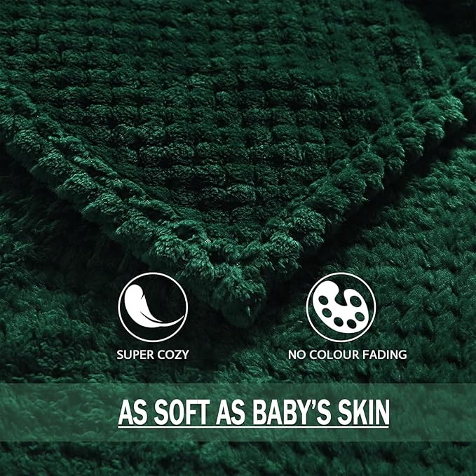 Exclusivo Mezcla Fleece Bed Blanket Twin Size, Super Soft and Warm Blankets for Couch, Sofa and Bed Waffle Textured, Cozy, Fuzzy and Lightweight (Forest Green, 60x80 inches)