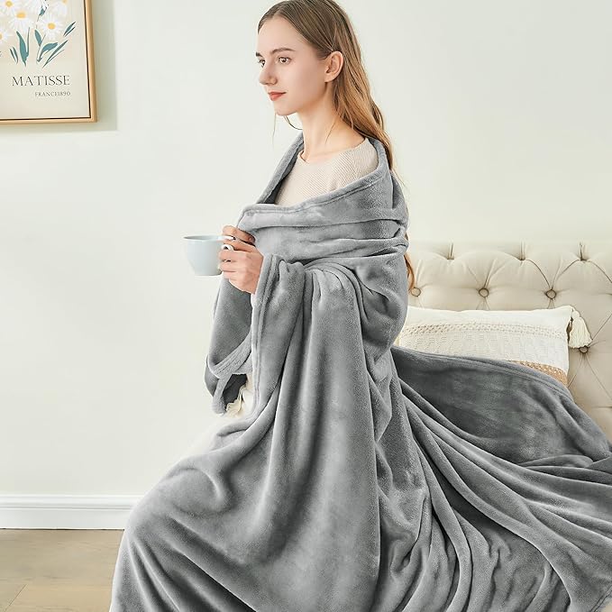BEDELITE Fleece Blanket Twin Size Grey Throw Blanket for Couch & Bed, Luxury Plush Cozy Fuzzy Blanket 60x80 inches, Super Soft Warm Lightweight Throw Blanket for Travel Camping