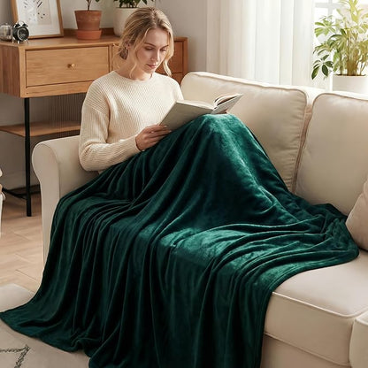Exclusivo Mezcla Fleece Forest Green Throw Blanket for Couch, Sofa, Super Soft and Warm Blankets, All Season, Cozy, Plush, Lightweight, 50x60 Inches