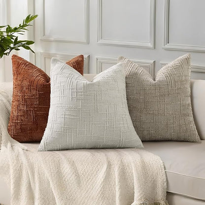decorUhome Light Grey Chenille Throw Pillow Covers 20x20 Set of 2 Textured Soft Cozy Slubby Couch Pillow Covers Modern Farmhouse Boho Decorative Pillow Cases for Bed Sofa Living Room