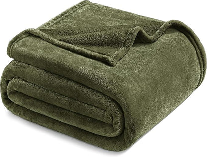 Exclusivo Mezcla Fleece Blanket King Size for Bed, Super Soft and Warm, All Season, Cozy, Plush, Lightweight, 90x104 Inches, Olive Green