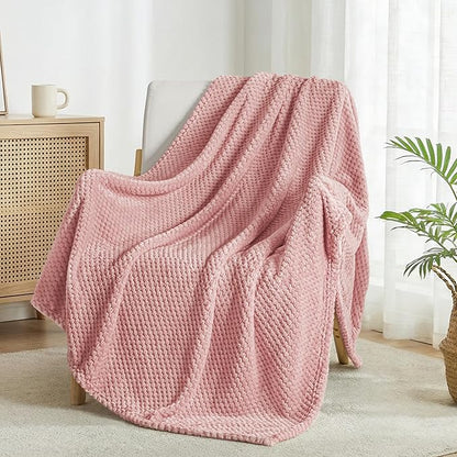 Exclusivo Mezcla Fleece Bed Blanket Queen Size, Super Soft and Warm Blankets for Couch, Sofa and Bed Waffle Textured, Cozy, Fuzzy and Lightweight (Dusty Pink, 90x90 Inches)