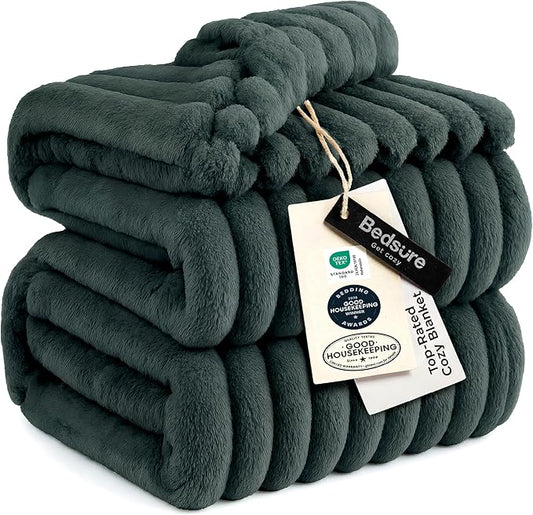 Bedsure GentleSoft Mallard Green California King Size Blanket for Couch - Cozy Soft Blankets for Women, Cute Small Fleece Throws for Girls, Birthday Gifts for Women, 102x96 Inches