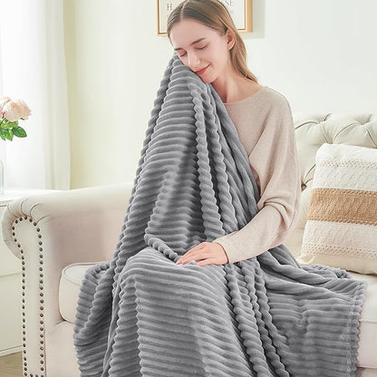 BEDELITE Fleece Blanket Twin Size – 3D Ribbed Jacquard Soft and Warm Decorative Fuzzy Blankets – Cozy, Fluffy, Plush Lightweight Throw Blankets for Couch, Bed, Sofa(Grey, 60x80 inches)