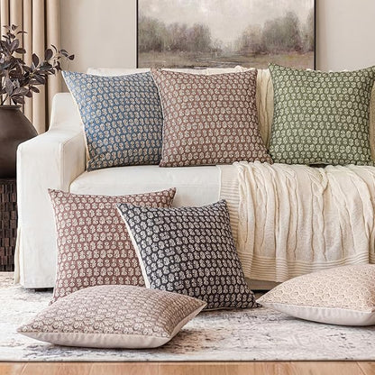Foindtower Set of 2 Decorative Neutral Floral Print Throw Pillow Covers Vintage Accent Farmhouse Cushion Covers Boho Home Decor for Sofa Couch Chair Bedroom Living Room,20×20 Inch,Wine Red