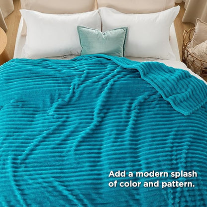 Bedsure GentleSoft Teal Full Blanket for Bed - Cozy Soft Blankets for Women, Cute Large Throws for Girls, 84x90 Inches