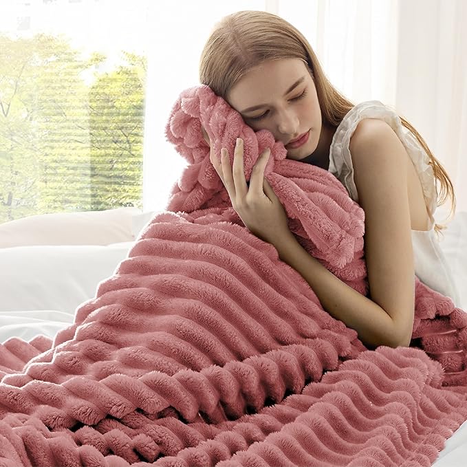 Bedsure GentleSoft Dusty Pink Fleece Twin Blanket for Couch - Cozy Soft Blankets for Women, Cute Small Throws for Girls, 60x80 Inches