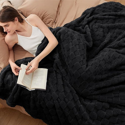 Bedsure GentleSoft King Size Blanket for Bed - Super Soft Cozy Blankets for Kids Girls, Large Fuzzy Fleece Throw for Bedroom Decor, Black,108x90 Inches