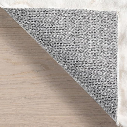nuLOOM Jeni Off-White, 2' x 3', Solid Faux Rabbit, Fluffy and Cozy, High Traffic, Stain Resistant, Easy Clean, Durable Washable Area Rug for Bedroom, Living Room, Dining, Den, Foyer, Entryway