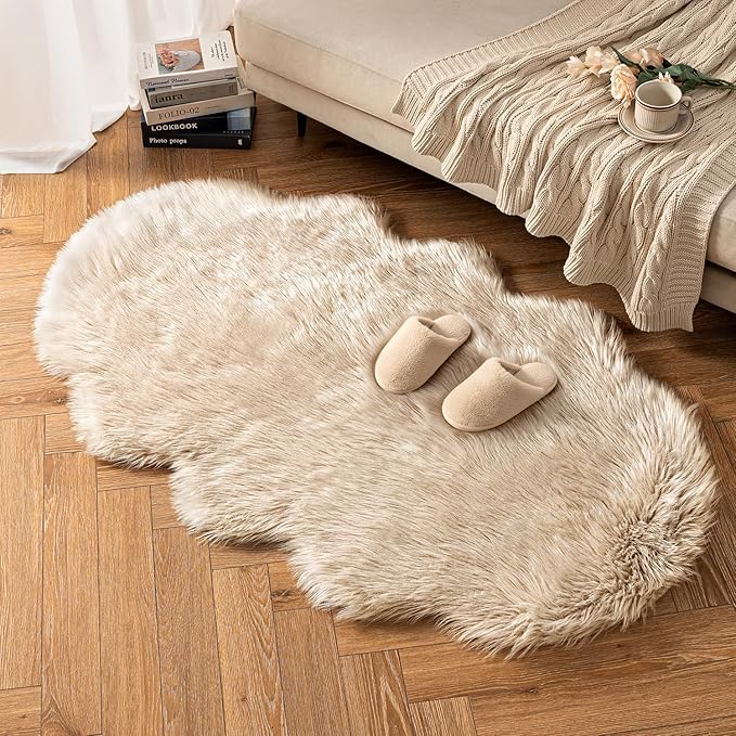 MIULEE Luxury Soft Fluffy Area Rug 3x5 Feet, Faux Fur Sheepskin Rug Decorative Plush Shaggy Carpet for Bedside Sofa Floor Nursery, Beige