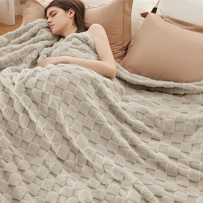 Bedsure GentleSoft Full Size Blankets for Bed - Super Soft Cozy Fleece Blanket for Kids Girls, Large Fuzzy Throws for Bedroom Decor, Neutral, 84x90 Inches