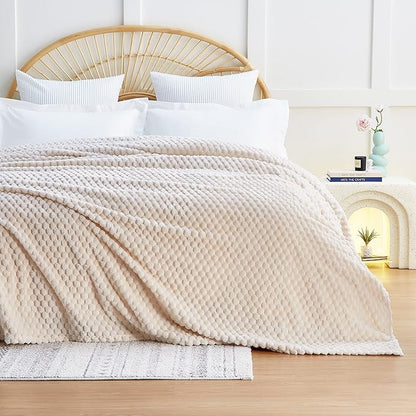 EXQ Home Fleece Blanket Queen Size for Bed or Couch - 3D Imitation Turtle Shell Jacquard Decorative Blankets - Cozy Soft Lightweight Fuzzy Flannel Blanket Suitable for All Seasons(90"×90",Beige)