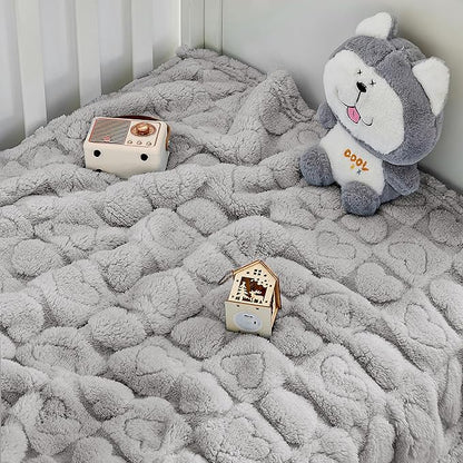 Yurhap Fleece Baby Blanket Heart Checkered, Ultra Soft Cozy Baby Blankets for Boys Girls, Fluffy Infant Toddler Newborn Receiving Gifts for Crib Stroller 30"x40" (Silver Grey)