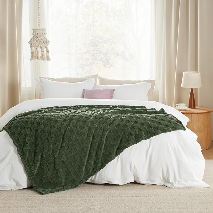 Bedsure GentleSoft Bronze Green Throw Blanket for Couch - Checkered Fleece Spring Blankets Gifts for Kids Girls, Cute Soft Cozy Throw for Bedroom Home Decor Gifts, 50x60 Inches