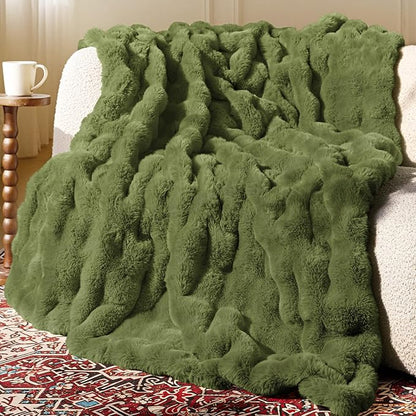 Ultra Soft Cozy Faux Fur Throw Blanket, Fuzzy Plush Thick Bubble Blanket, Oversize Luxury Fluffy Blanket for Couch, Sofa, Bedroom, and Living Room,50x60 Inches,Green