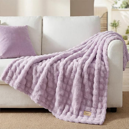 Bedsure 3D Fleece Bubble Blanket for Couch - GentleSoft Purple Throw Blanket for Sofa Bed Room Decor - Luxury Soft Cozy Gifts for Kids, Lightweight, All Seasons, Light Purple, 50"×60"