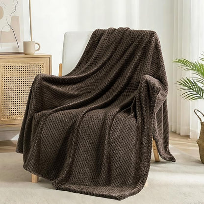Exclusivo Mezcla Fleece Bed Blanket Twin Size, Super Soft and Warm Blankets for Couch, Sofa and Bed Waffle Textured, Cozy, Fuzzy and Lightweight (Coffee, 60x80 Inches)