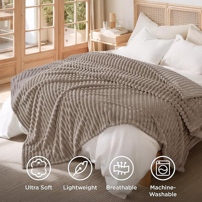 Bedsure GentleSoft Light Brown Full Blanket for Couch - Cozy Soft Blankets for Women, Cute Small Fleece Throws for Girls, Birthday Gifts for Women Decor Gifts for Mom, 84x90 Inches