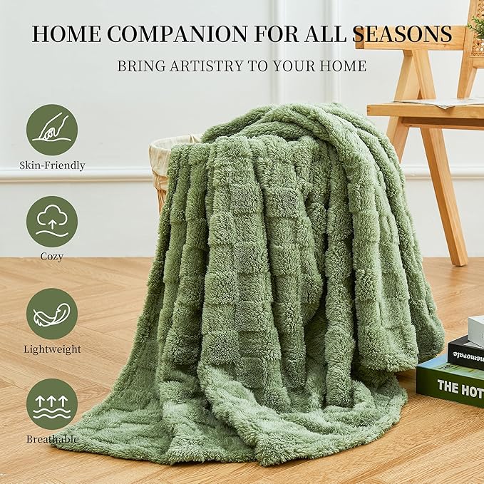 Aganear Flannel Throw Blanket - Cozy Soft Lightweight Fuzzy Checkered Throw Blanket for Women Portable Throw Blankets for Couch, Warm Present for Birthday, Christmas(50"x70", Sage Green)