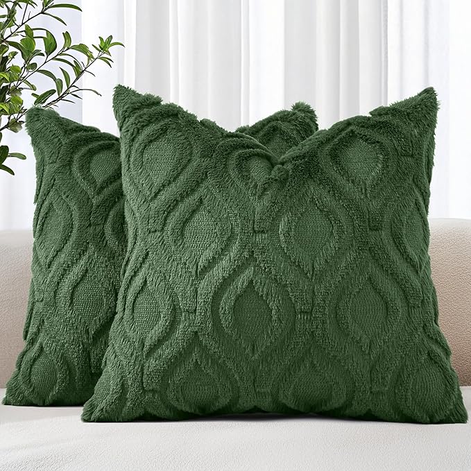 decorUhome Throw Pillow Covers 20x20 Inch Set of 2, Soft Plush Faux Wool Forest Elf Solid Couch Pillow Covers, Accent Farmhouse Neutral Square Pillow Cases for Sofa Bed Living Room