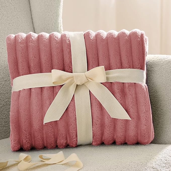 Bedsure GentleSoft Dusty Pink Fleece Twin Blanket for Couch - Cozy Soft Blankets for Women, Cute Small Throws for Girls, 60x80 Inches